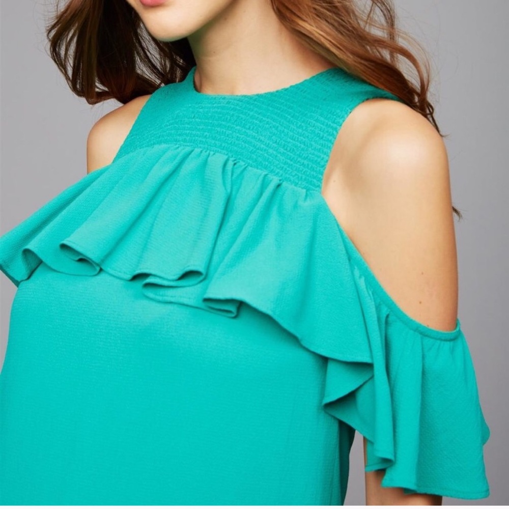 A Pea in the Pod cold shoulder maternity dress M
